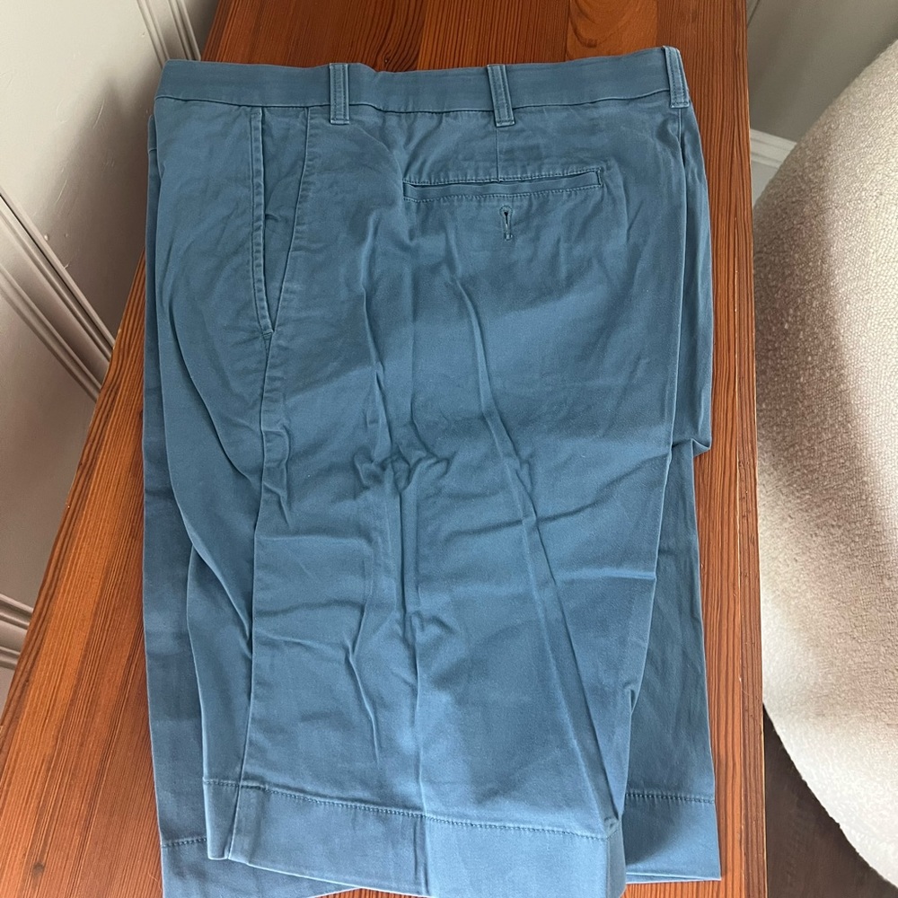 Men’s casuals roundtree & yorke shorts 40 blue